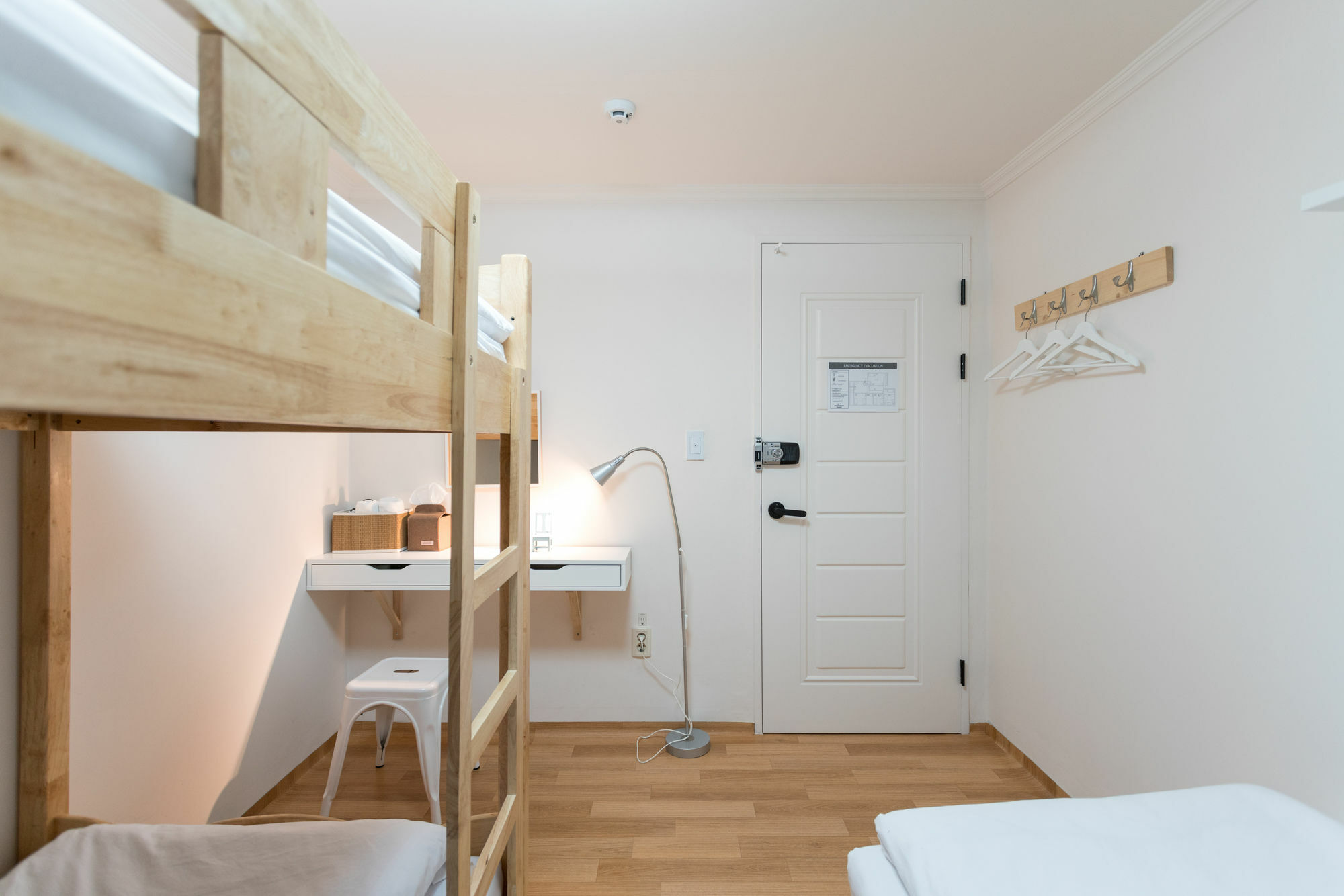 Mono House Budget Seul