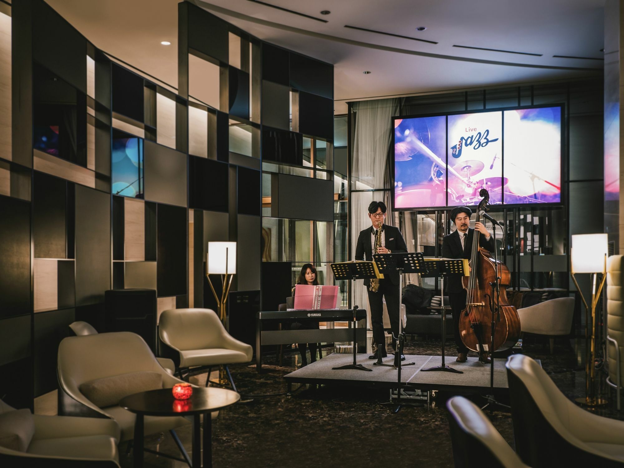 Novotel Ambassador Yongsan 5*