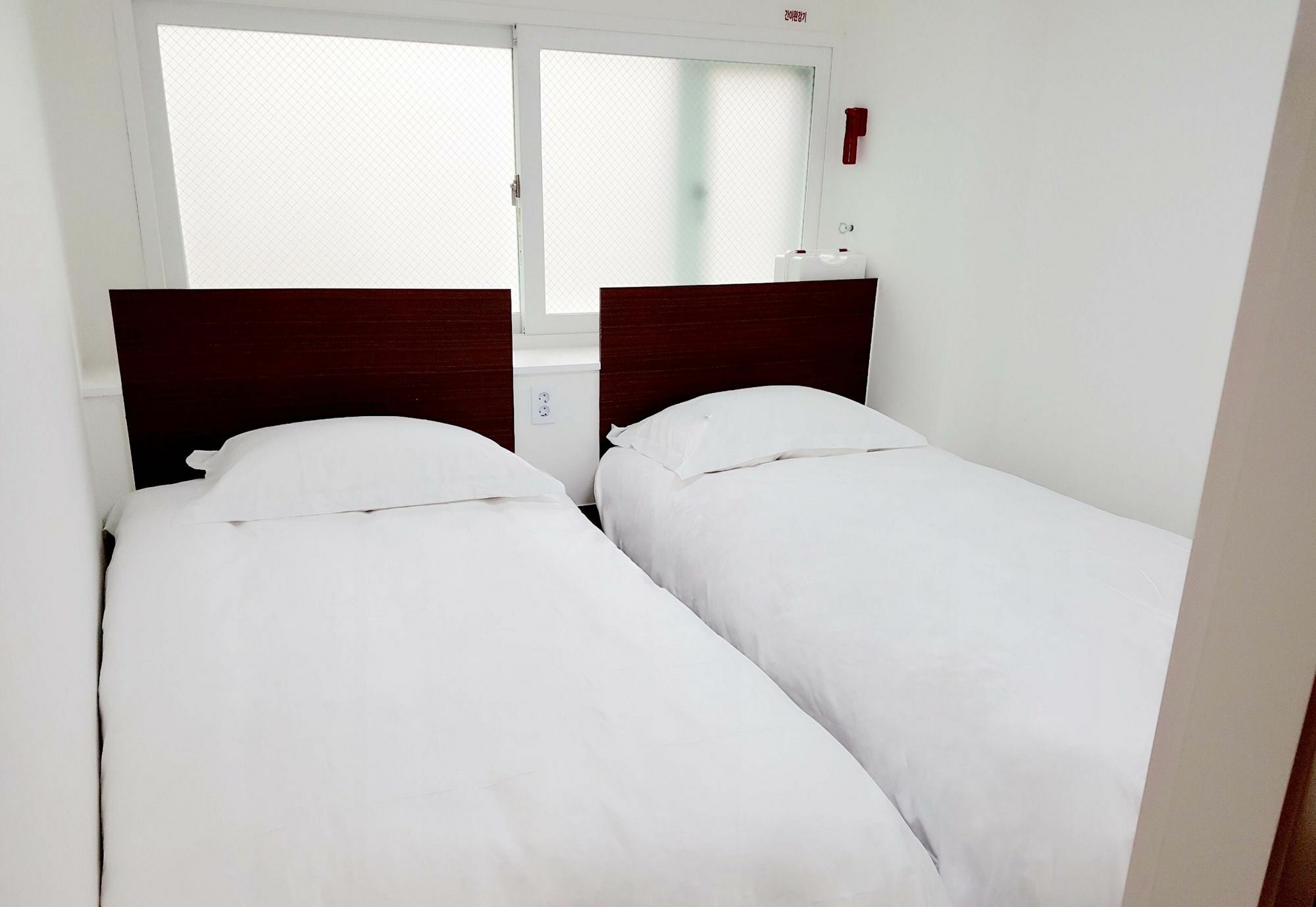 Philstay Myeongdong Central Hotel 2* Seoul