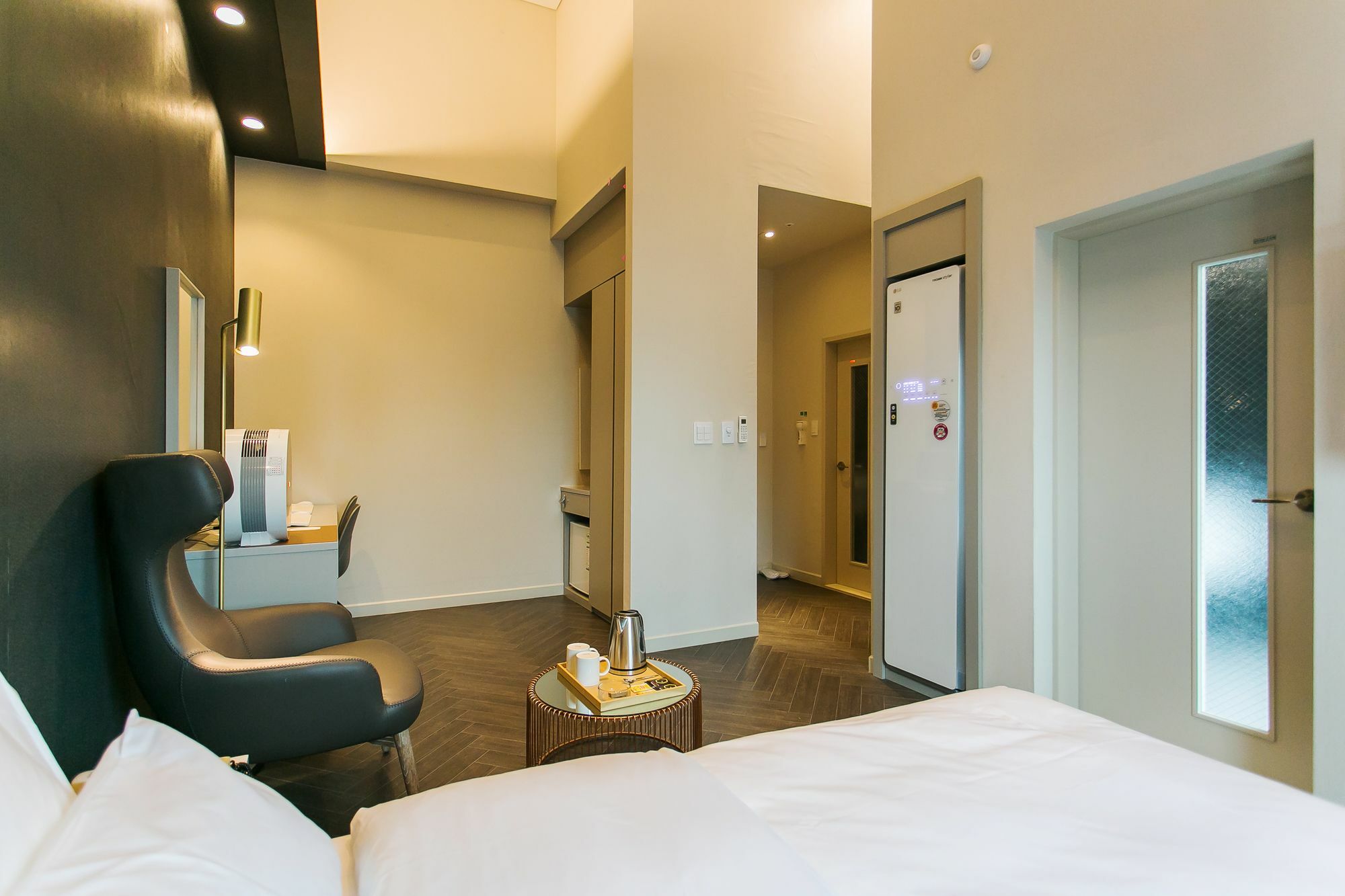 Hotel H Avenue Idae Shinchon