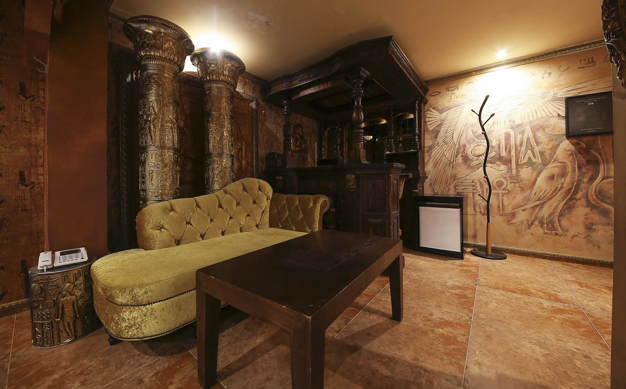 Lexy Hotel
