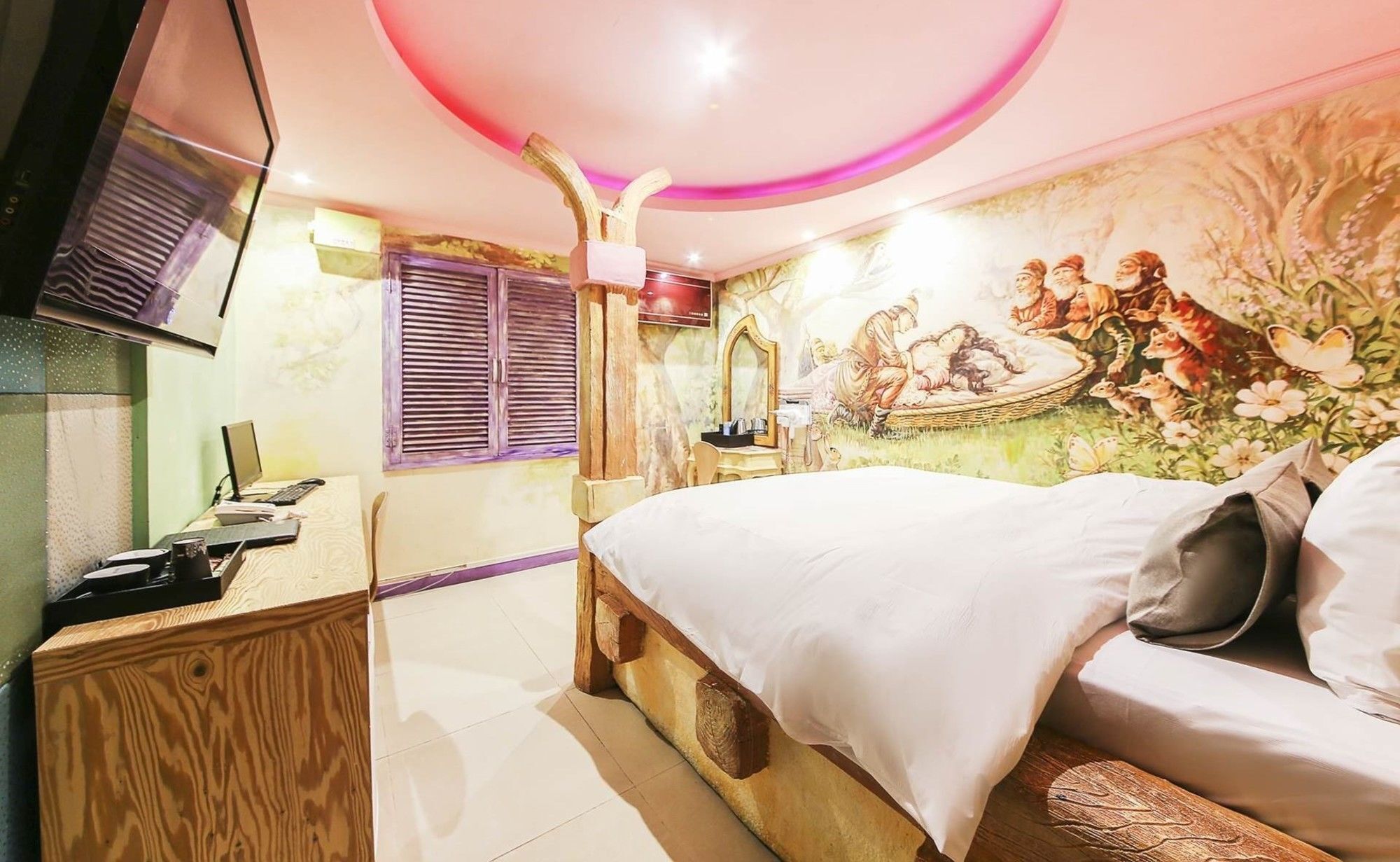 Lexy Hotel