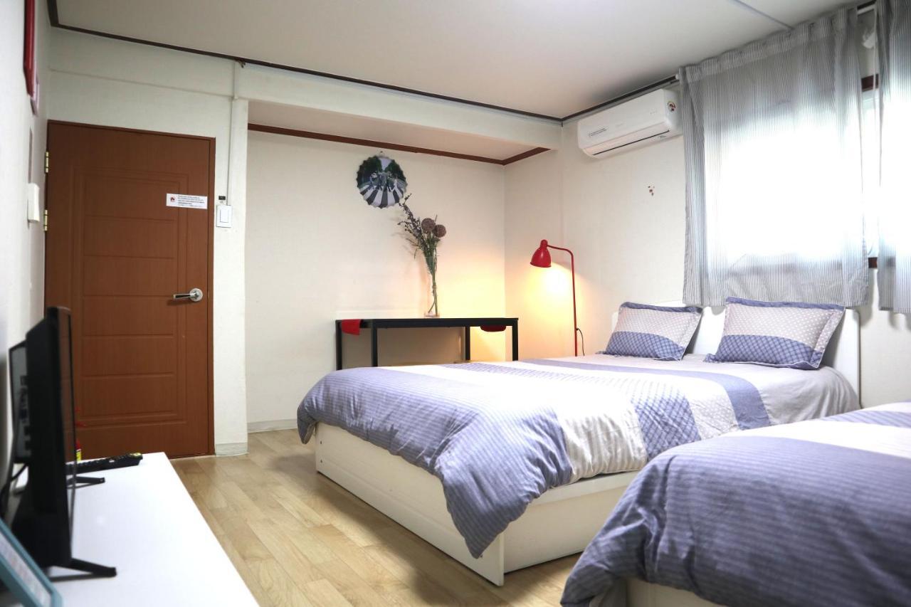 Jeong House 2*