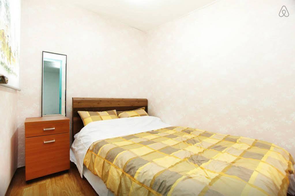 Motel Cozy Place In Itaewon *