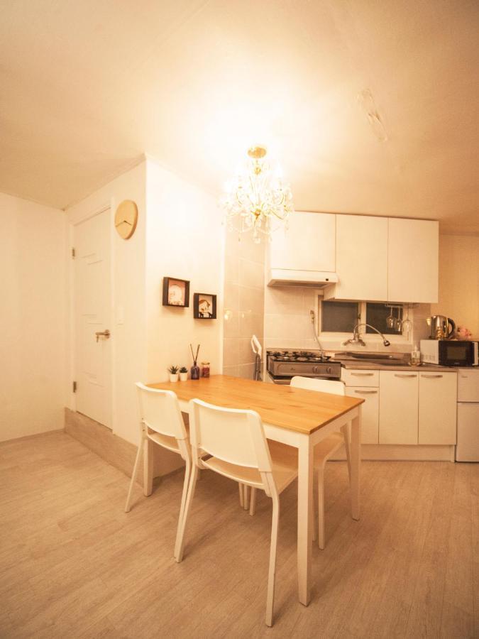 Apartment Mimi's House In Hongdae Seoul