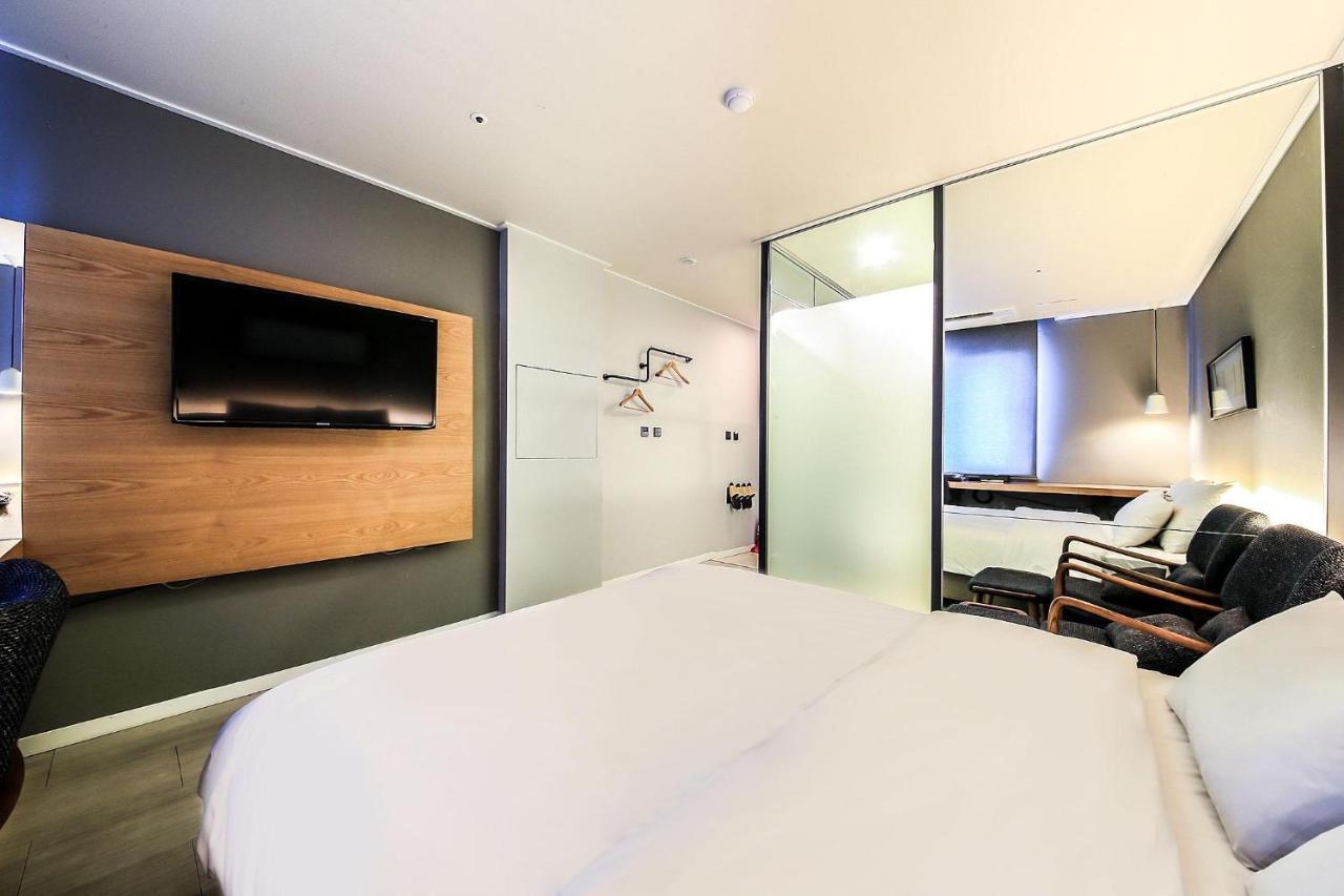 Hotel Business Blvd Ora 2*