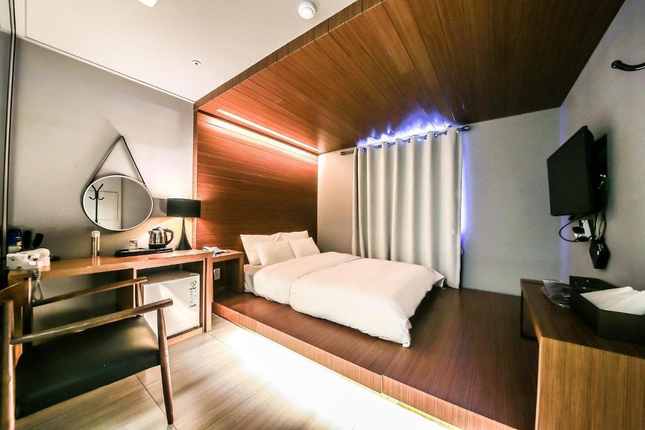 Business Blvd Ora Seoul