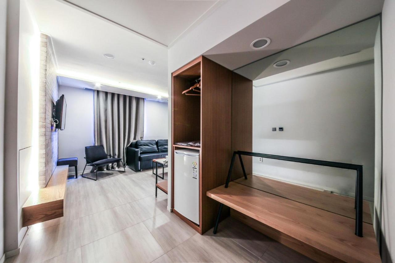 Business Blvd Ora Hotel 2*