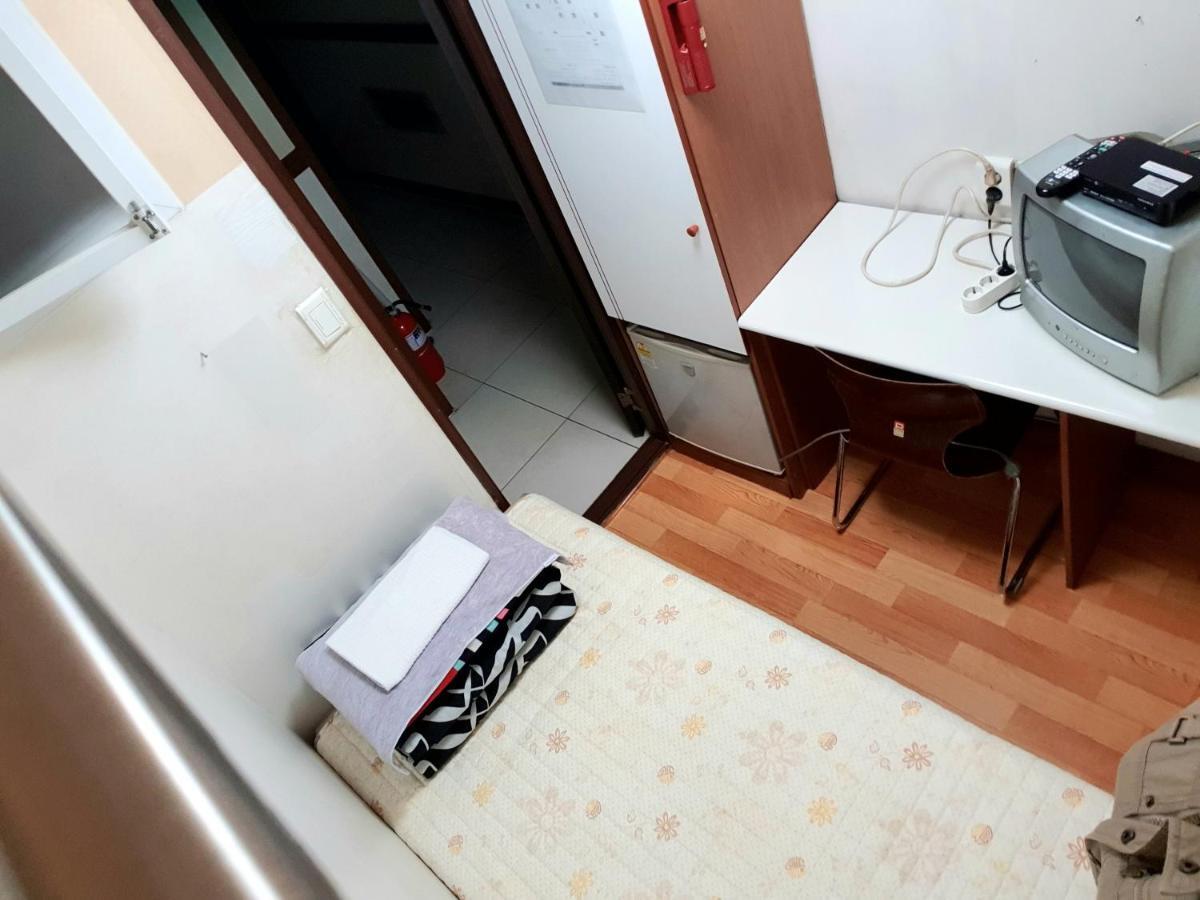 E Livingtel Guest house *