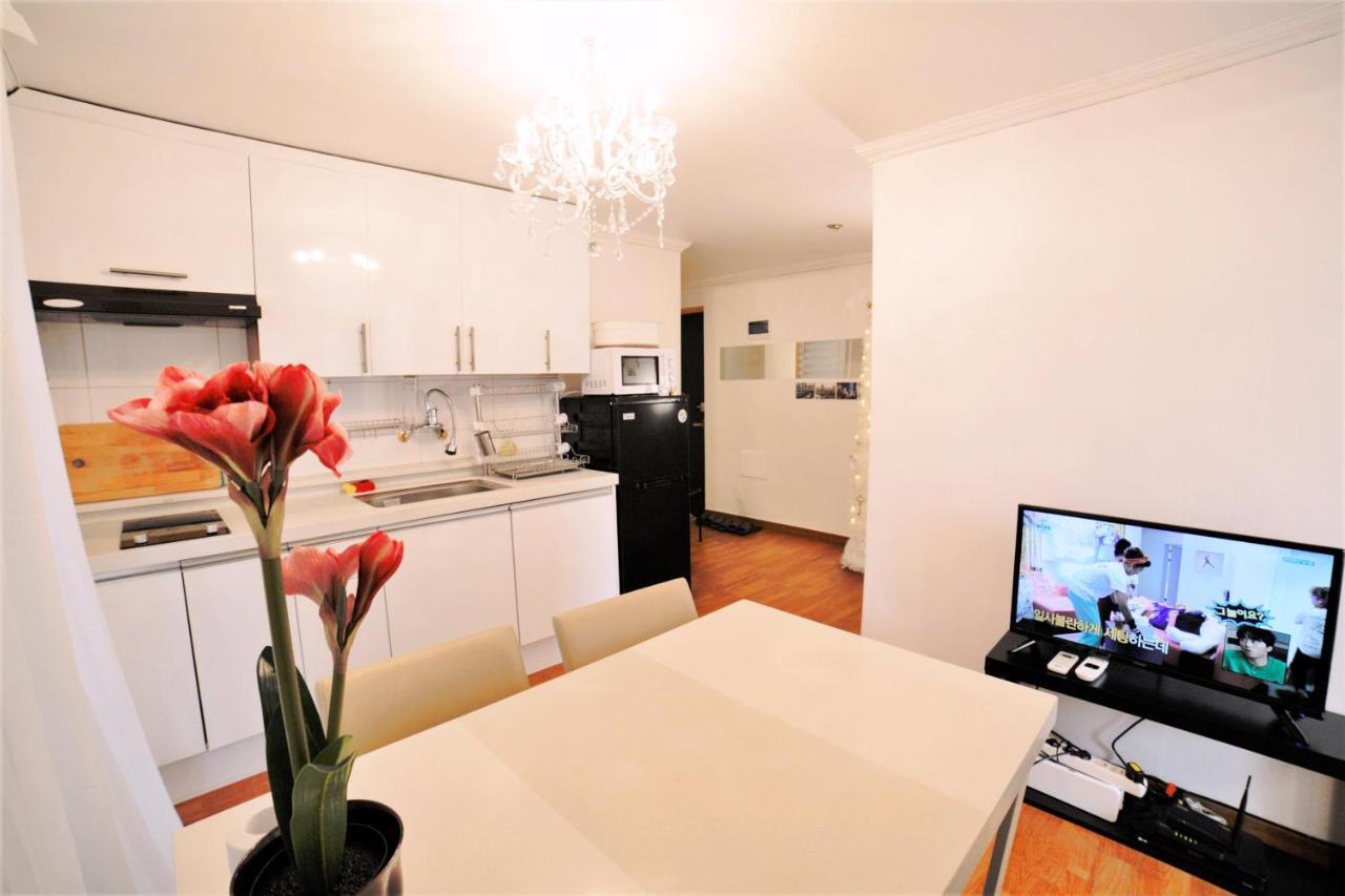 Hongdae Sunny House A Terrace Apartment Seoul