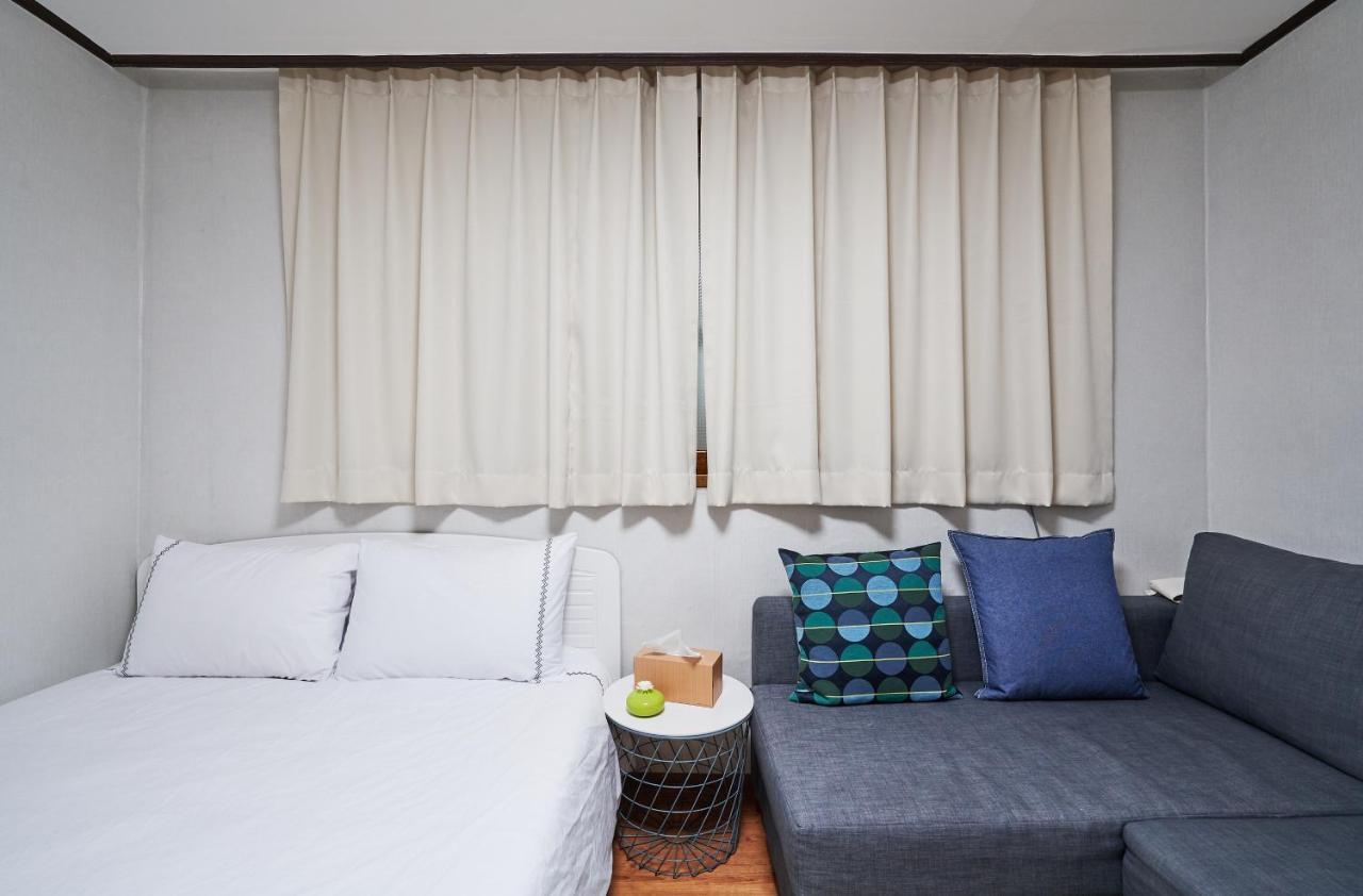 Apartment Myeongdong Skyline Cozy House