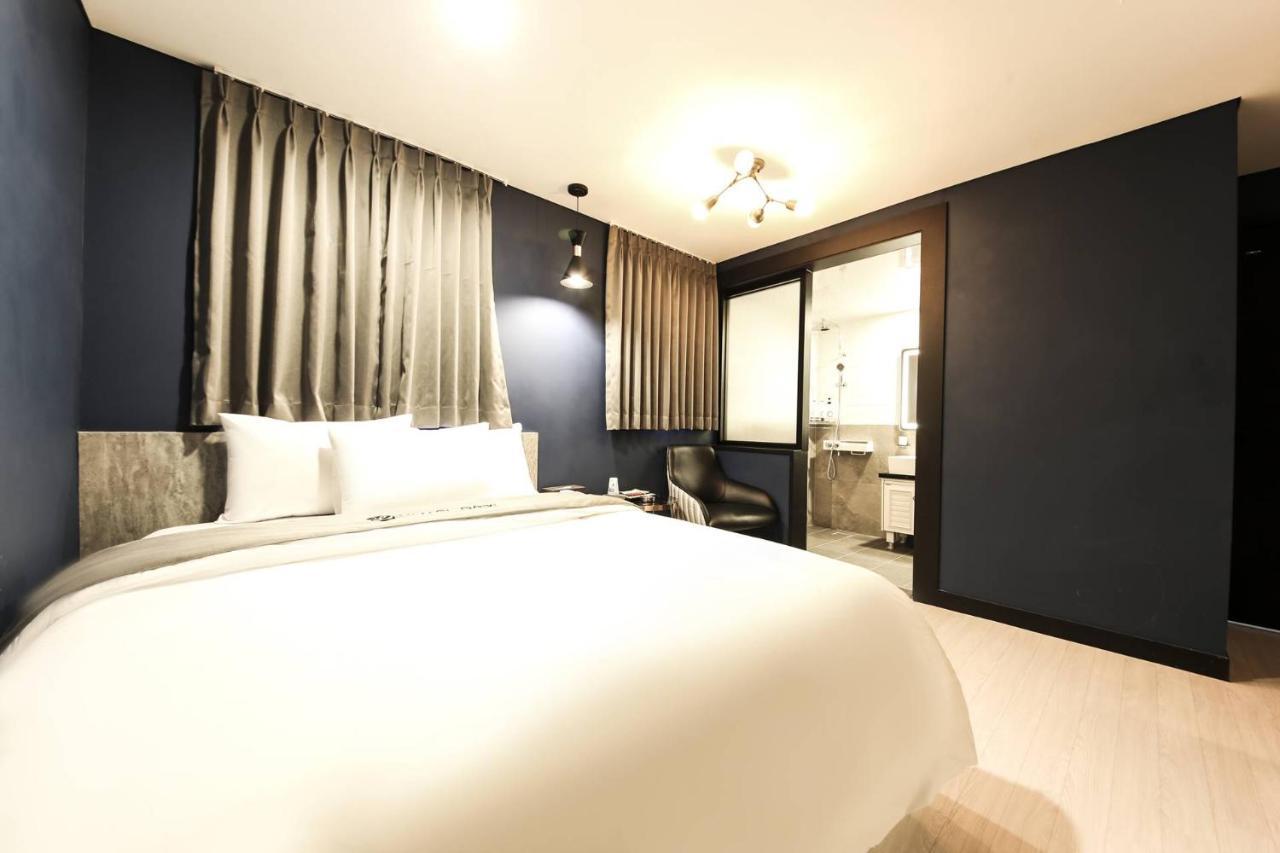 Gam Hotel 2*
