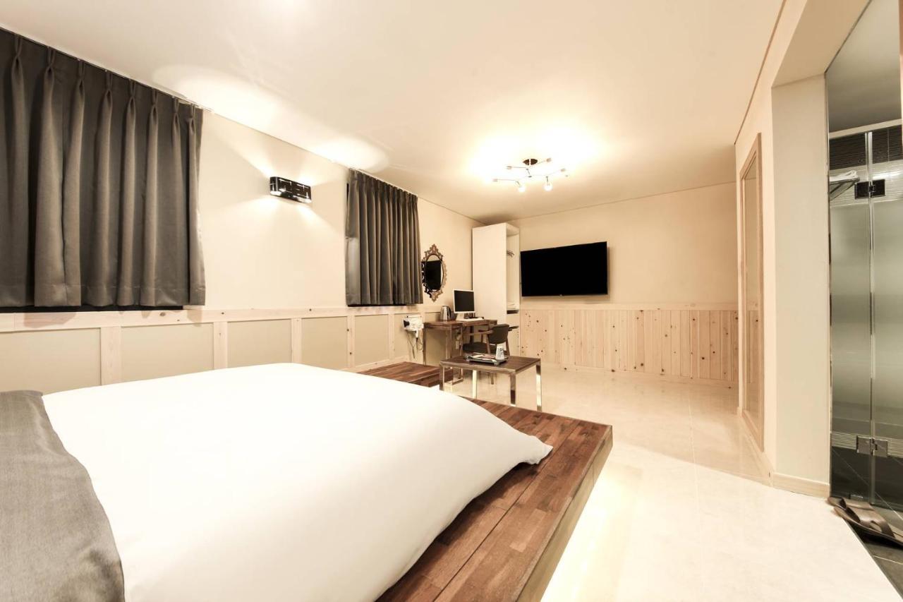 Gam Hotel 2*