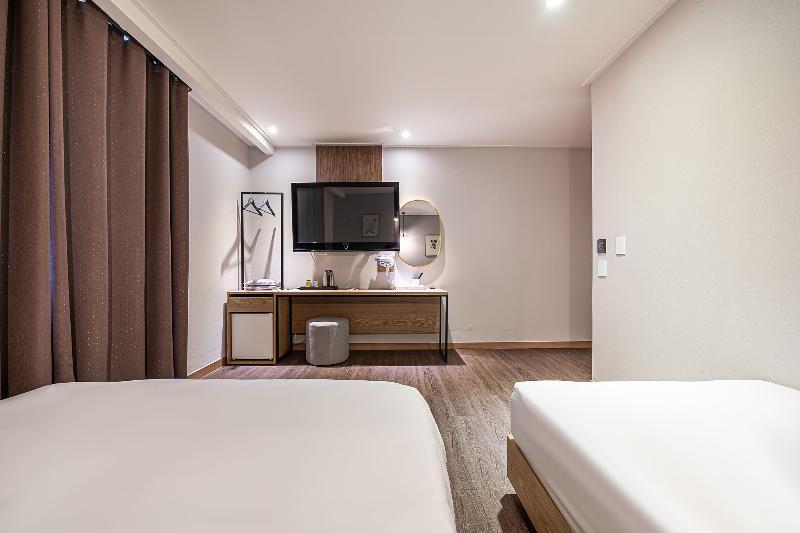 Boom Tourist Hotel Seoul