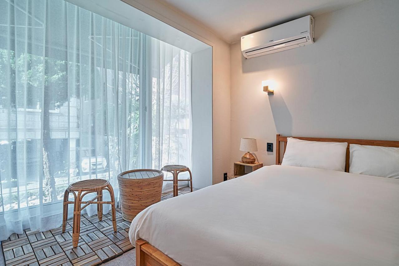 Guest house Butler:lee Railpark-female Only Seoul