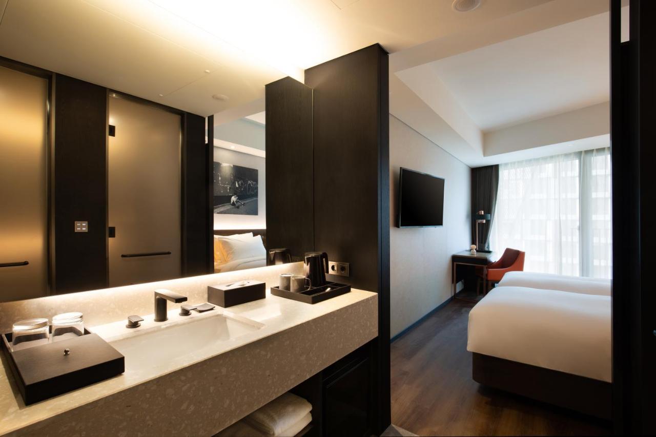 Mercure Ambassador Hongdae Hotel 4*