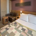 The Recenz Premium Gangnam Garosu-Gil Hotel