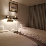 Dong Seoul Hotel
