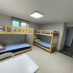 TwinRabbit Guesthouse