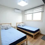 Sunnyhill Guesthouse Hongdae