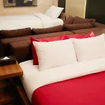 Tria Hotel