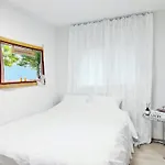 Sun&Smile - 20Min To Gangnam, 30Mins To Hongdae, 2 Bedroom, Max 7Pax