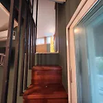 Olive Hostel W