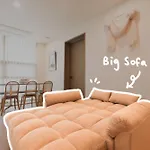 Hongik Univ Station Wave Family Suite #1