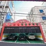 Sinchon With