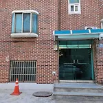 Hongdae Ssuny House