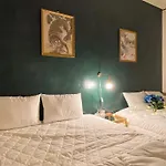 House Of Lotus #1Min Fr Stn Line2 #Seoul City Travel #Quite&Cozy #Yoga&Meditation