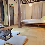 Stylish Hanok Stay Ddp Ddm St