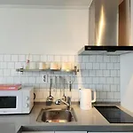Modern House Across From Sinsa Garosu-Gil, Internet Tv, Parking Available