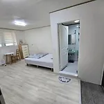 Bunyoung House