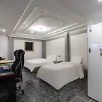 Film 372 Hotel