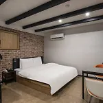 Film 372 Hotel