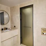 Blueduck Hotel