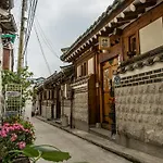 Yeonwoo Guesthouse