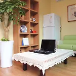 Homini Guesthouse - Hostel