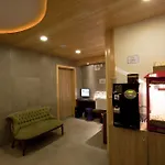 Ez Hotel