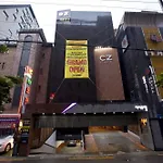 Ez Hotel