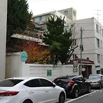 Bona House