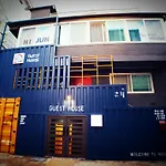 Hi Jun Guesthouse