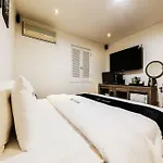 Bj Hotel