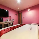 Bj Hotel