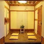 Doo Hanok Guesthouse