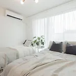 Flower House In Hongdae