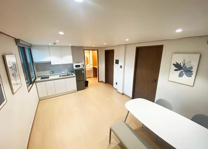 Luxe & Suite Room