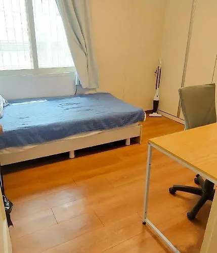 Private Room In Cozy Share House In Seoul