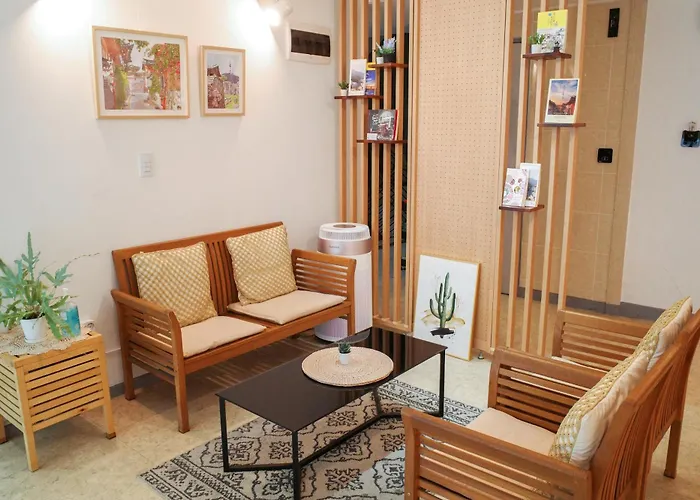 Starria Hostel Foreign Guest Only